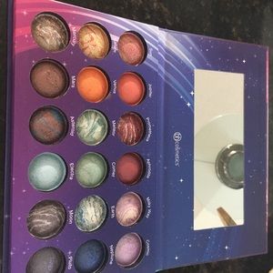 bh cosmetics eyeshadow palette